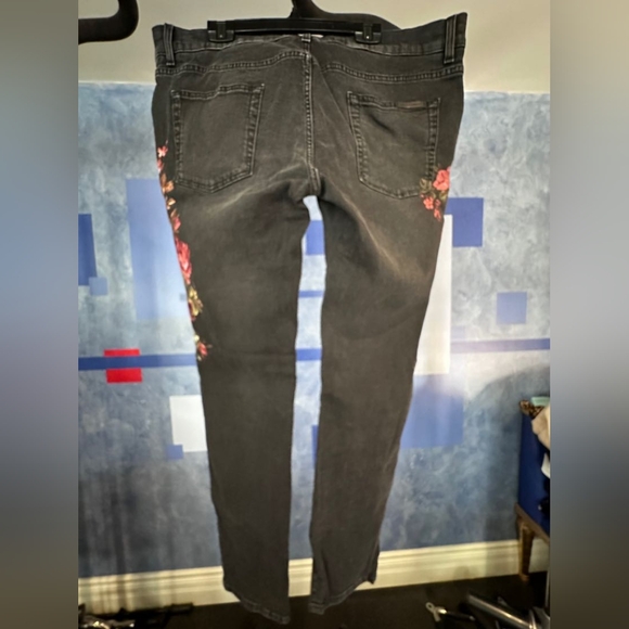 NWOT Dolce & Gabbana Skinny Jeans - Italy Size 56, Fits 38” waist - Picture 3 of 5